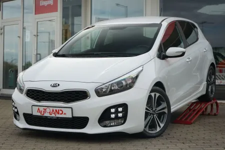 Kia Ceed 1.0 T GT-Line 2-Zonen-Klima... 