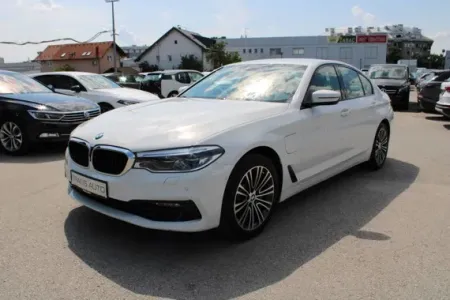 BMW serija 5 530e AUTOMATIK Sport Line *NAVI,LED,KAMERA*